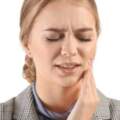 什麼食物緩解牙痛？記住「4綠2黃1紫」，或有效緩解