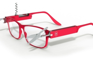 美國推「瑞士刀＋眼鏡」功能狂到不行　網驚：傳說中的要你命3000