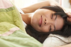 睡太多、假日補眠「恐提早離開世界」　研究發現：很不利身體健康