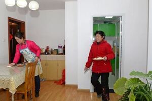 婆婆到我家住了一禮拜，身上有臭味，她走後我換洗被褥，淚流滿面