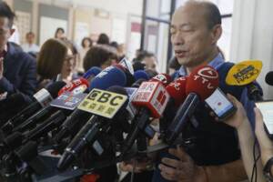 黑韓無極限 韓國瑜背《心經》也有事？