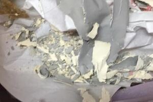 孝心孩子，不捨父親腰酸，花零用錢買二手按摩椅墊！收到貨品龜裂程度爆傻眼，賣家反嗆：貪小便宜..