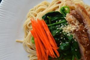 天熱不想做飯，10道不同口味涼面，來一碗清爽涼面也能讓胃口大開