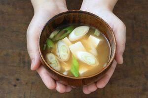 每天來一碗味噌湯！可助養顏、補血又燃脂