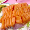 墾丁30片肥美鮭魚「這家竟賣佛心價」　吃過的網友說：兩天兩夜都狂吃