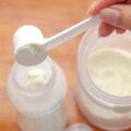 沖奶粉時絕不能用的七大錯誤方式，不僅營養差還危害寶寶健康