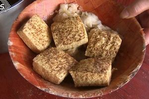大甲禡祖遶境美食50年臭豆腐超吸客