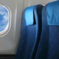 從沒想過，為什麼飛機上的窗戶都是「圓角」而不是「正方形」？原來是這樣的原因...長知識了！