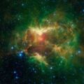 萬聖節太空也應景 NASA望遠鏡捕捉到銀河系南瓜燈