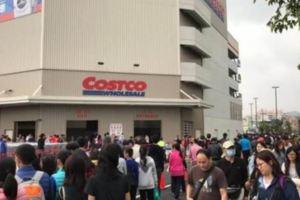 家長注意！面善大媽潛進好市多「輕摟」女童下秒誘拐擄走