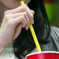 連鎖速食店內用餐飲 擬108年禁塑膠吸管[影]