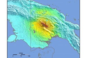 巴布亞紐幾內亞山區7.5強震 憂引發山崩危機