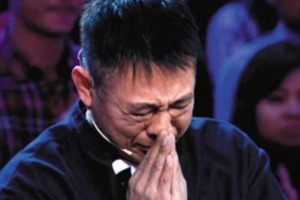 李連杰棄糟糠之妻娶港姐，4個女兒高顏值，今患病立遺囑，別說錢豪車都沒人要...... 已審