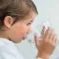 原來冬季喝水可以讓孩子變得更聰敏！4個小方法讓孩子愛上白開水