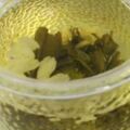 中醫認為，咸茶水治口腔潰瘍，具體方法是：取綠茶5克～～