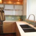 選擇廚房水槽的安裝方式，以便您烹飪和清潔