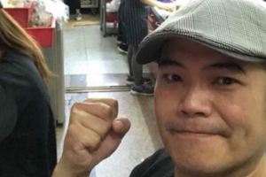 不放棄！馬國畢背債4千萬，不忍爸媽跟他受苦，「南下賣雞排」月收驚人拚展店！