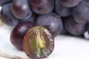 降血脂，防衰老，吃葡萄竟有這麼多好處，3個注意事項要留心