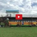 【視頻】「忘憂谷巴士」黑布掀了　遊客爭拍照