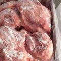 從冰箱拿出來的冷凍肉，千萬不要用水泡，憑這招只要3分鐘就能快速解凍！