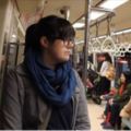 這名外國女子來台灣旅行搭上台北捷運，驚呼：「這是世界上最棒的捷運！」
