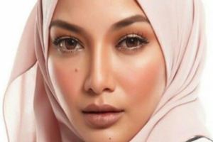 JadiDutaTN50,NeelofaTakMahuDiriDipolitikkan