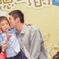 霍思燕杜江為6歲兒子慶生，嗯哼扮成蜘蛛俠與同學們共度歡樂時光