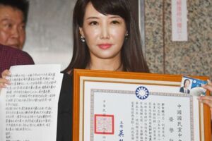 遭質疑退黨過河拆橋 幕僚：郭台銘對國民黨沒有任何一分虧欠