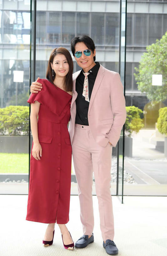 王樂妍、霍正奇合體宣傳《願望》。(三立提供) 王樂妍、霍正奇合體宣傳《願望》。(三立提供)