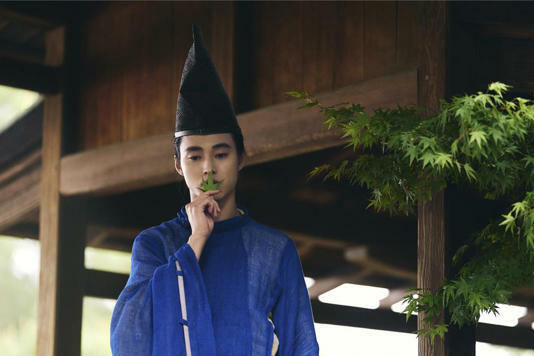 山崎賢人在《陰陽師0》中飾演「最強咒術師」安倍晴明。(采昌提供) 山崎賢人在《陰陽師0》中飾演「最強咒術師」安倍晴明。(采昌提供)