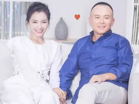 劉濤和老公王珂。(圖/翻攝自小紅書) 劉濤和老公王珂。(圖/翻攝自小紅書)