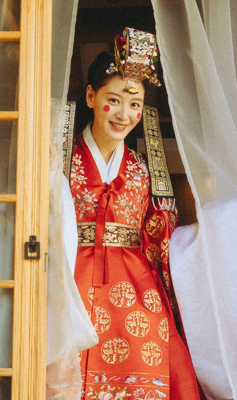 女團Rainbow金栽經今年夏天已與圈外男友結婚 女團Rainbow金栽經今年夏天已與圈外男友結婚