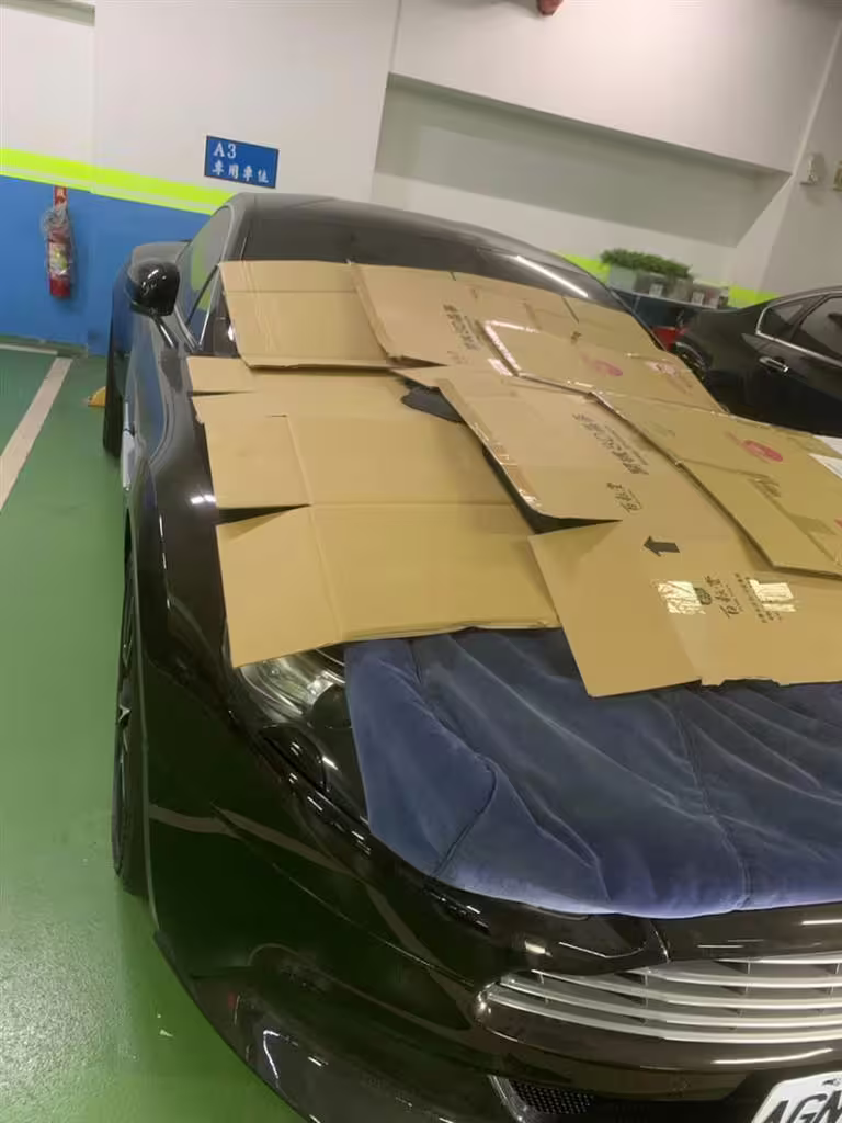 S媽不滿汪小菲佔車位。(圖/本人提供) S媽不滿汪小菲佔車位。(圖/本人提供)