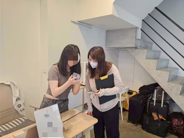 高雄市觀光局今（2）日公布，6月稽查87家次旅宿業者，查獲「小驢舍」房價稽查(不符合規定)。（高市觀光局提供）