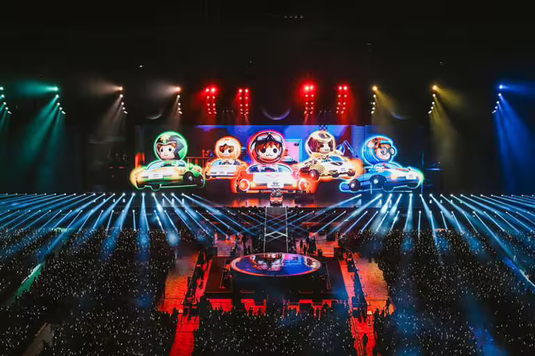 五月天昨晚不畏風雨開唱。(圖/相信音樂提供) 五月天昨晚不畏風雨開唱。(圖/相信音樂提供)