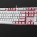 粉白少女心雷柏V500PRO草莓牛奶背光遊戲機械鍵盤上市