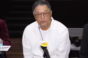 93歲高齡母「開始有點記不清」 王偉忠淚喊：媽別忘了我