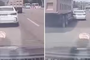 汽車硬摃砂石車 強行超車遭擠扁 汽車硬摃砂石車 強行超車遭擠扁