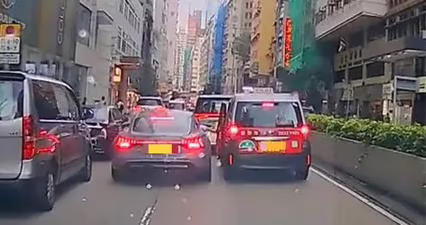 為搶車道　司機出奇招成功插隊