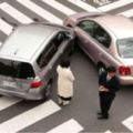 女子車禍被撞後以為沒什麼大不了,結果讓她付出幾十萬代價！連警察也只能搖頭，趕快警惕大家！