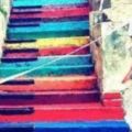 你覺得哪個彩色樓梯最有趣？測你5月哪方面會走上坡路