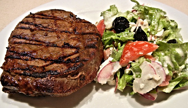 bbq-steak-866831_640.jpg