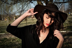 ［心理測試］你是哪種電眼美女？