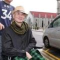 63歲劉家輝癱瘓在床被妻兒拋棄劉德華雪中送炭：我不會放棄他