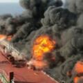 波斯灣兩艘油輪遭襲引美軍航母戰斗群逼近威脅伊朗強硬要戰便戰