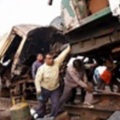 孟加拉兩火車對撞 至少14死40多人傷