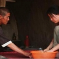 一位老闆用500萬買了窮人媳婦, 5年後知道真相的窮人淚流滿面...