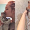 這隻蜥蜴被她拯救飼養後就「一直以為自己是隻貓咪」，牠獨特的撒嬌方式讓人心馬上淪陷了！
