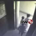 長沙2歲女童被5歲同伴關進電梯乘至18樓後走出墜亡