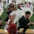 新郎在婚禮現場向其繼女單膝跪地，並為她戴上戒指！